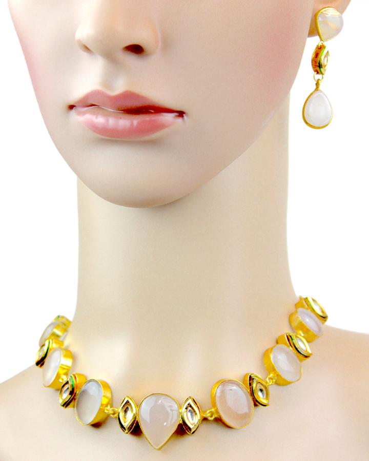 Elizabeth Peach Necklace Set