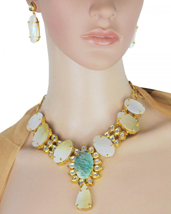 Zara Indie Story Necklace Set