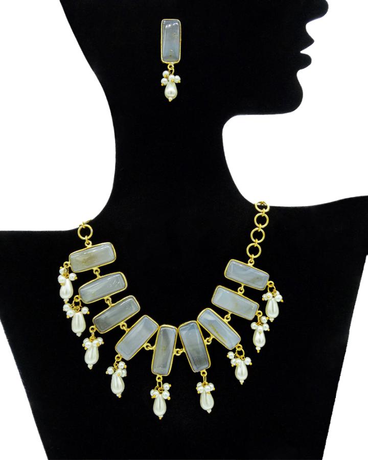 Dahlia Faye Necklace Set