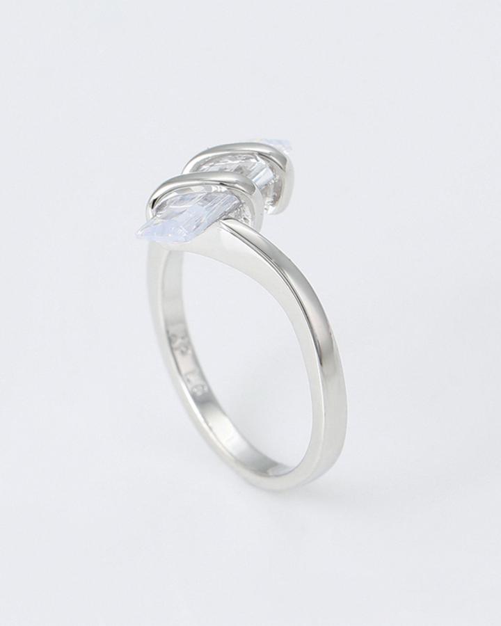Sparkle Spiral CZ Diamond Ring
